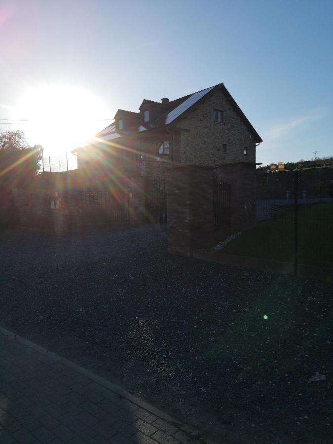 Au Louis D'Or, Gite Pour 6 Personnes , Lierneux Exterior foto